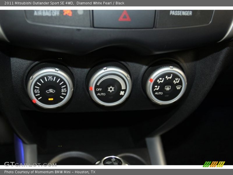 Controls of 2011 Outlander Sport SE 4WD