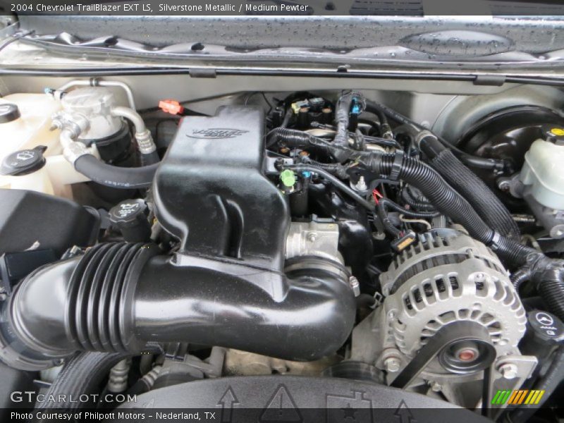 Silverstone Metallic / Medium Pewter 2004 Chevrolet TrailBlazer EXT LS