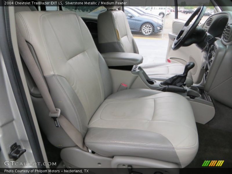 Silverstone Metallic / Medium Pewter 2004 Chevrolet TrailBlazer EXT LS
