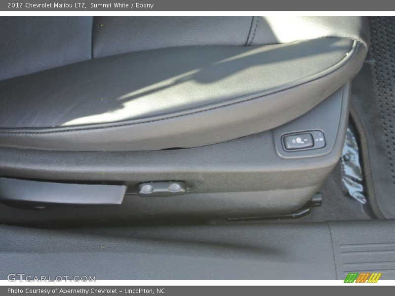 Summit White / Ebony 2012 Chevrolet Malibu LTZ