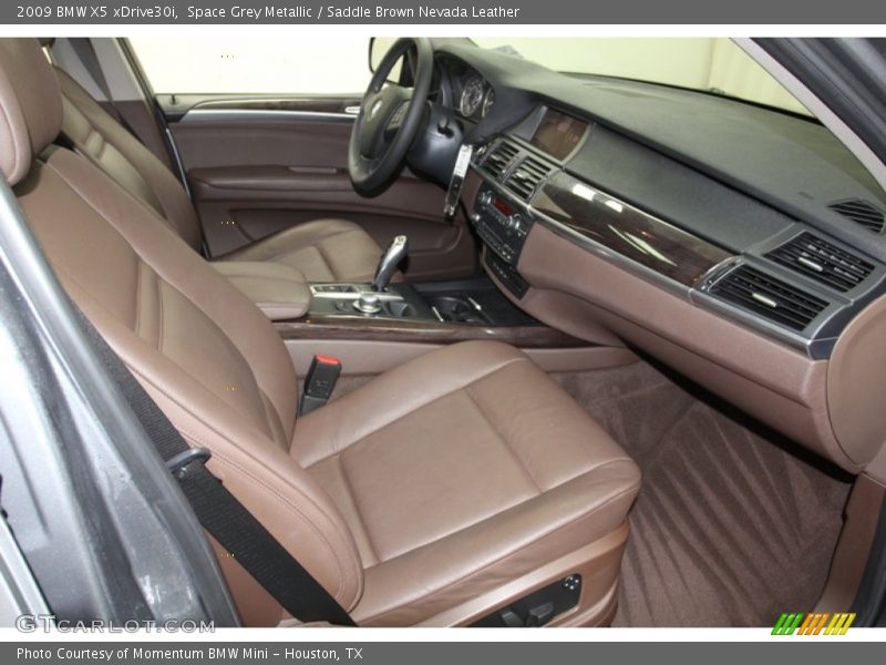 Front Seat of 2009 X5 xDrive30i