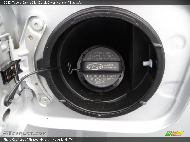 Classic Silver Metallic / Black/Ash 2013 Toyota Camry SE