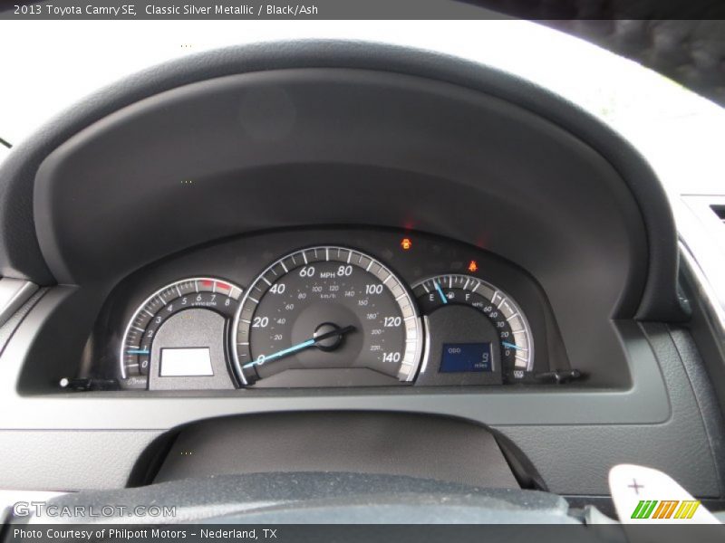 Classic Silver Metallic / Black/Ash 2013 Toyota Camry SE