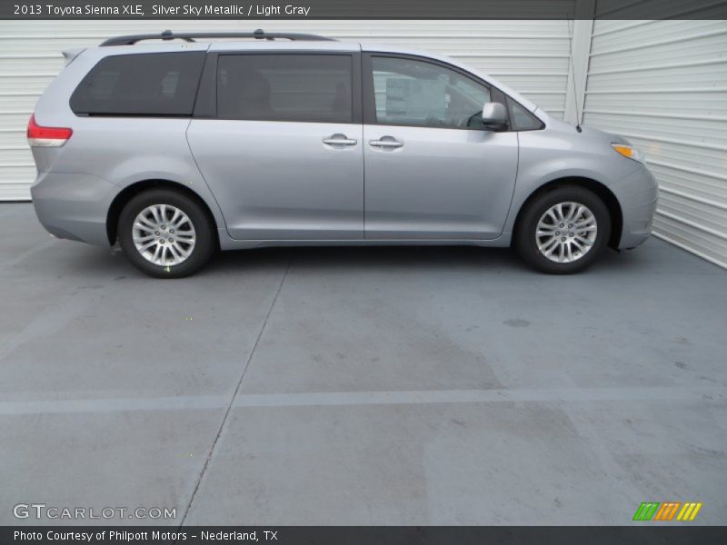 Silver Sky Metallic / Light Gray 2013 Toyota Sienna XLE