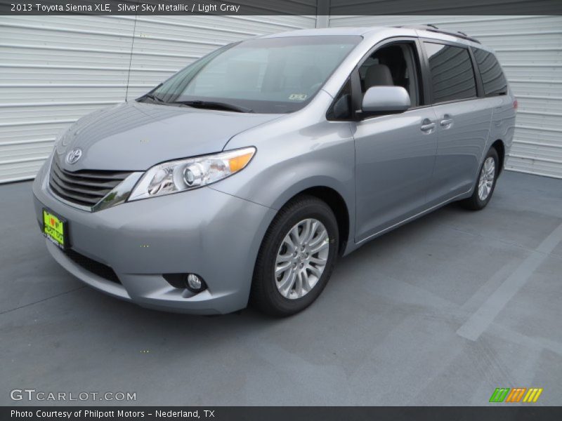 Silver Sky Metallic / Light Gray 2013 Toyota Sienna XLE