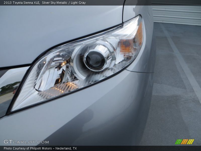 Silver Sky Metallic / Light Gray 2013 Toyota Sienna XLE