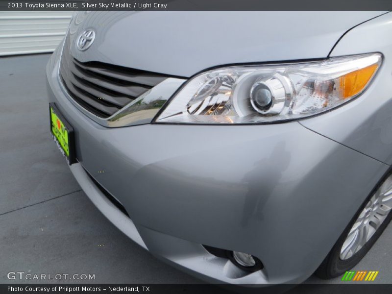 Silver Sky Metallic / Light Gray 2013 Toyota Sienna XLE