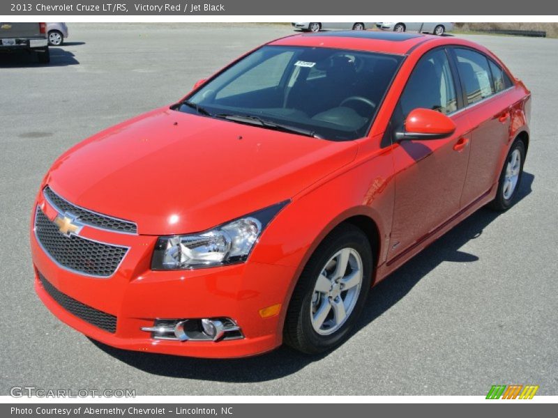 Victory Red / Jet Black 2013 Chevrolet Cruze LT/RS