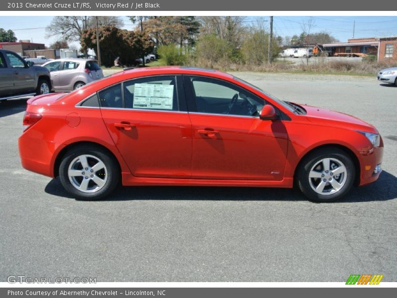 Victory Red / Jet Black 2013 Chevrolet Cruze LT/RS