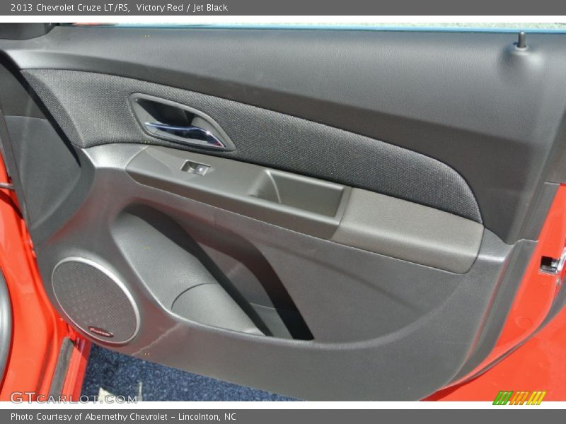Victory Red / Jet Black 2013 Chevrolet Cruze LT/RS