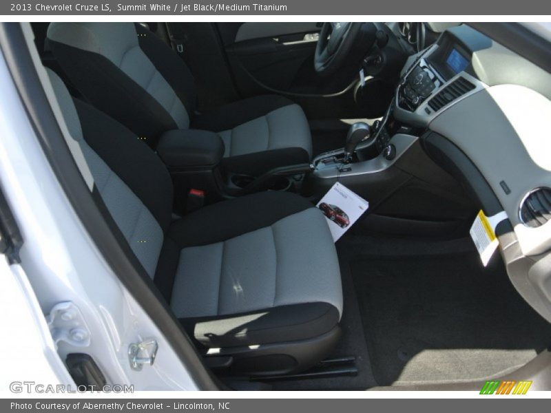 Summit White / Jet Black/Medium Titanium 2013 Chevrolet Cruze LS