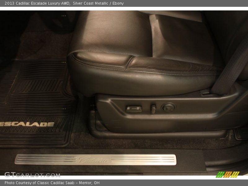 Silver Coast Metallic / Ebony 2013 Cadillac Escalade Luxury AWD