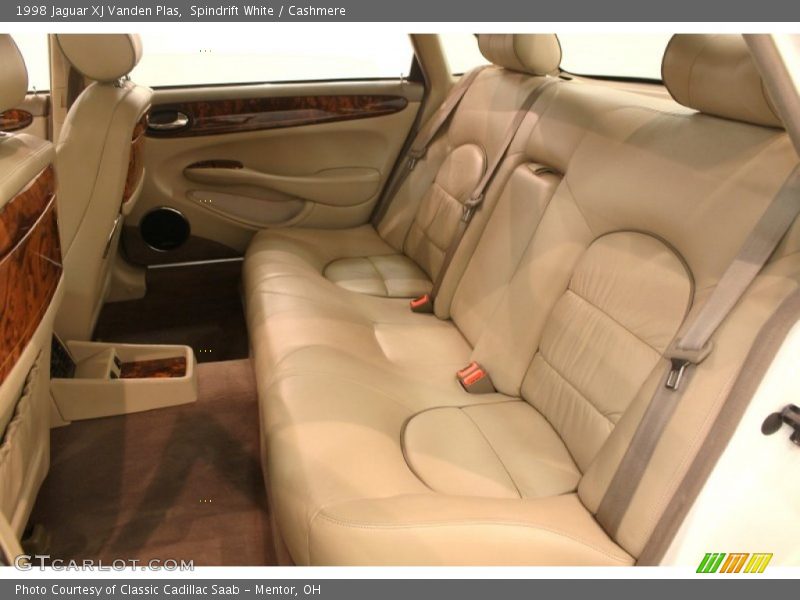 Spindrift White / Cashmere 1998 Jaguar XJ Vanden Plas