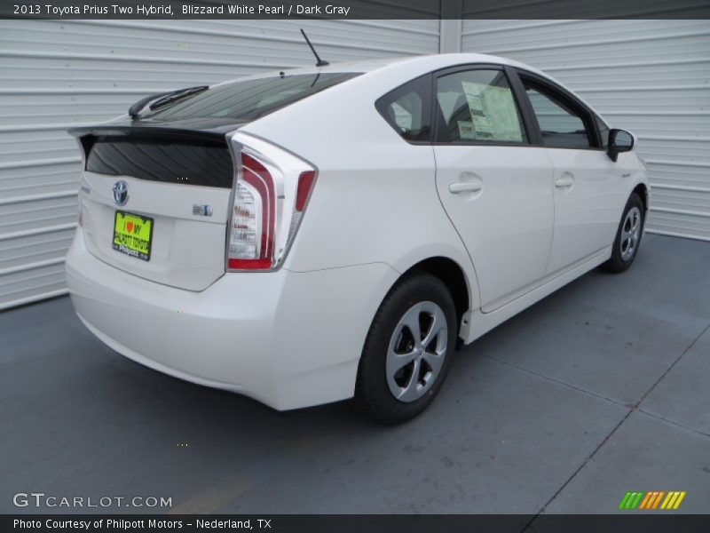 Blizzard White Pearl / Dark Gray 2013 Toyota Prius Two Hybrid