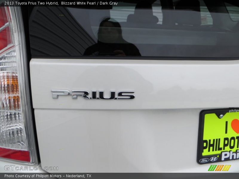 Blizzard White Pearl / Dark Gray 2013 Toyota Prius Two Hybrid