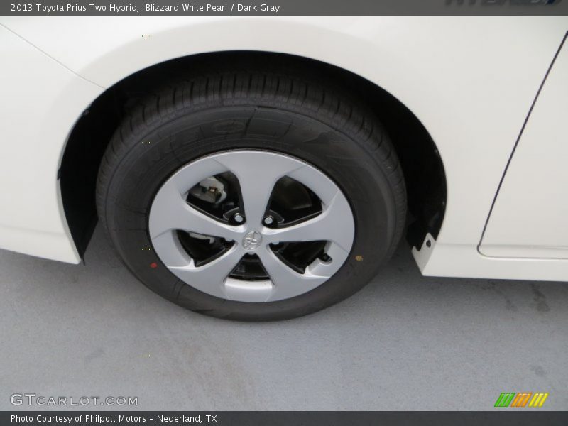 Blizzard White Pearl / Dark Gray 2013 Toyota Prius Two Hybrid