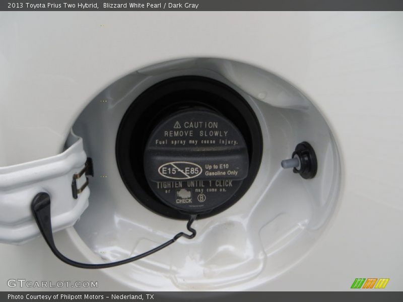 Blizzard White Pearl / Dark Gray 2013 Toyota Prius Two Hybrid