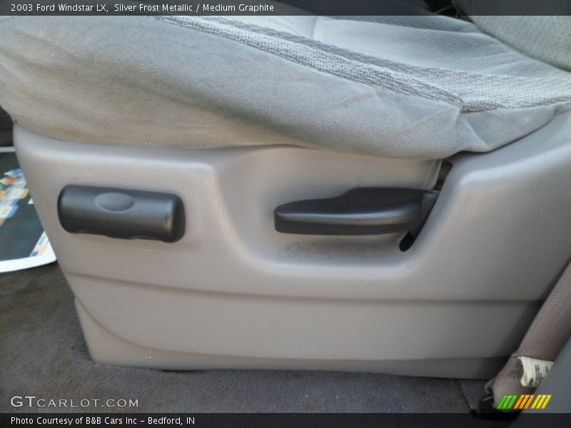 Silver Frost Metallic / Medium Graphite 2003 Ford Windstar LX