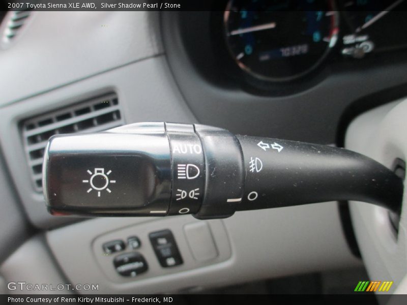 Silver Shadow Pearl / Stone 2007 Toyota Sienna XLE AWD