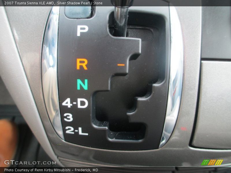 Silver Shadow Pearl / Stone 2007 Toyota Sienna XLE AWD