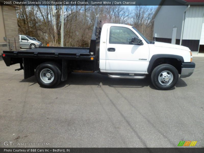 Summit White / Dark Charcoal 2005 Chevrolet Silverado 3500 Regular Cab 4x4 Chassis