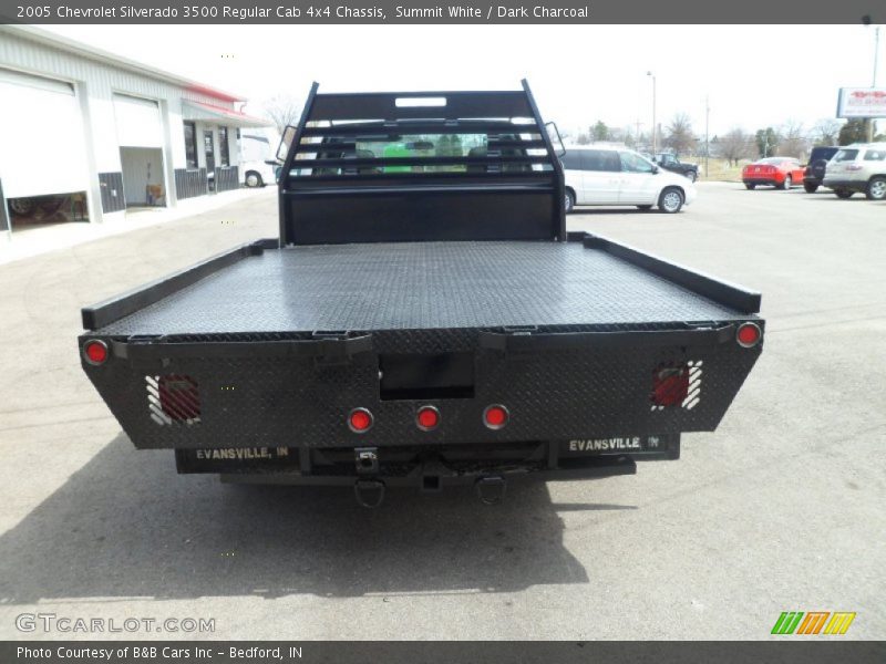 Summit White / Dark Charcoal 2005 Chevrolet Silverado 3500 Regular Cab 4x4 Chassis