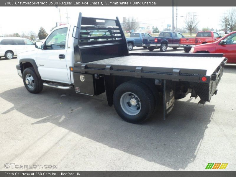 Summit White / Dark Charcoal 2005 Chevrolet Silverado 3500 Regular Cab 4x4 Chassis