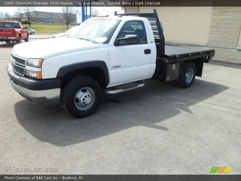 Summit White / Dark Charcoal 2005 Chevrolet Silverado 3500 Regular Cab 4x4 Chassis