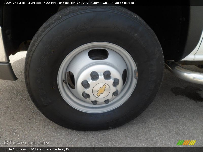 Summit White / Dark Charcoal 2005 Chevrolet Silverado 3500 Regular Cab 4x4 Chassis