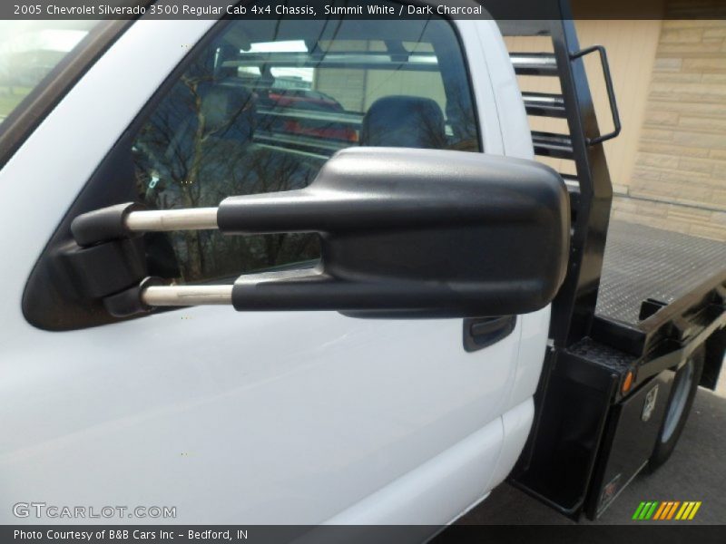 Summit White / Dark Charcoal 2005 Chevrolet Silverado 3500 Regular Cab 4x4 Chassis
