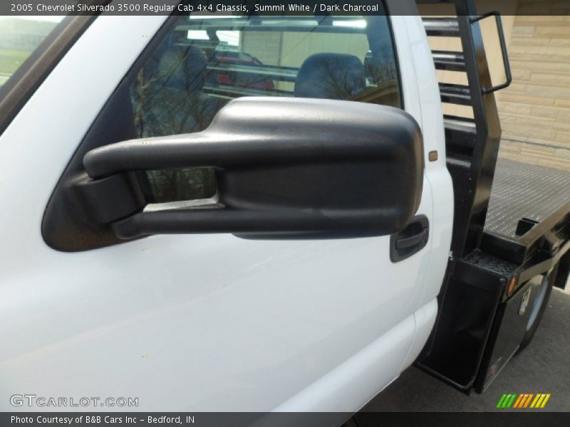 Summit White / Dark Charcoal 2005 Chevrolet Silverado 3500 Regular Cab 4x4 Chassis