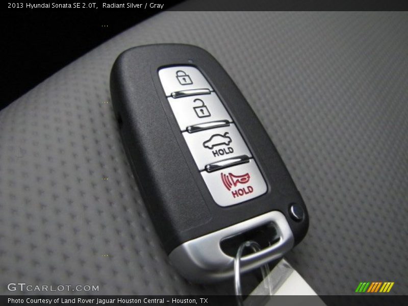 Radiant Silver / Gray 2013 Hyundai Sonata SE 2.0T