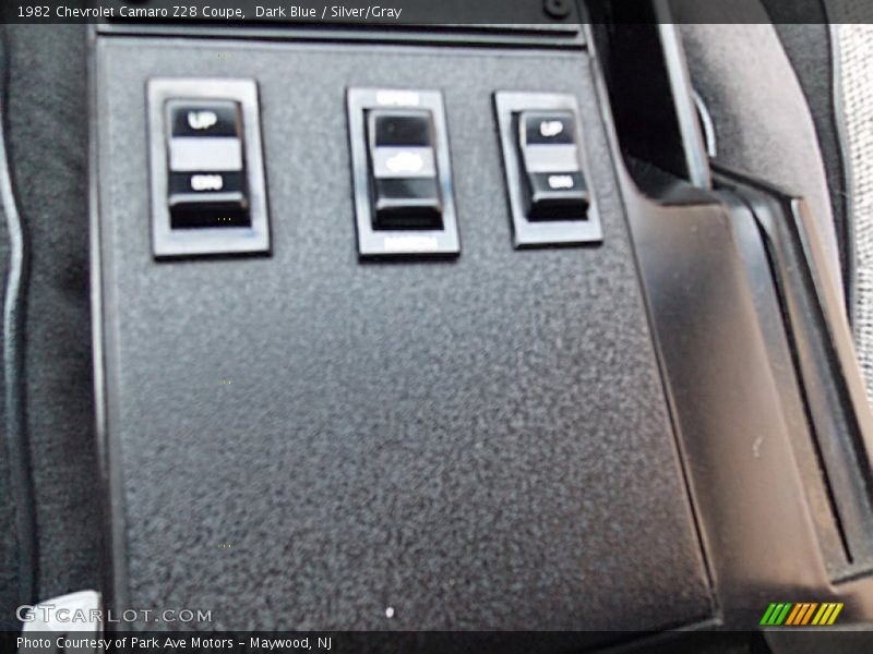 Dark Blue / Silver/Gray 1982 Chevrolet Camaro Z28 Coupe