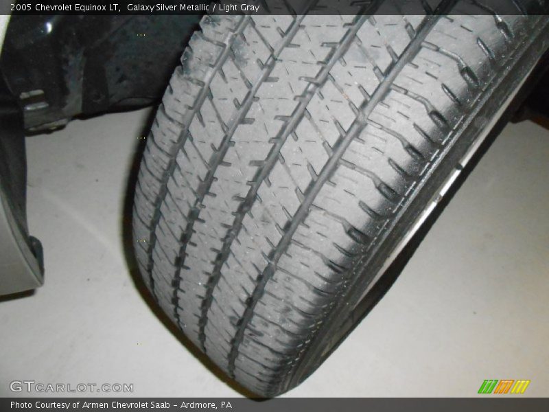 Galaxy Silver Metallic / Light Gray 2005 Chevrolet Equinox LT