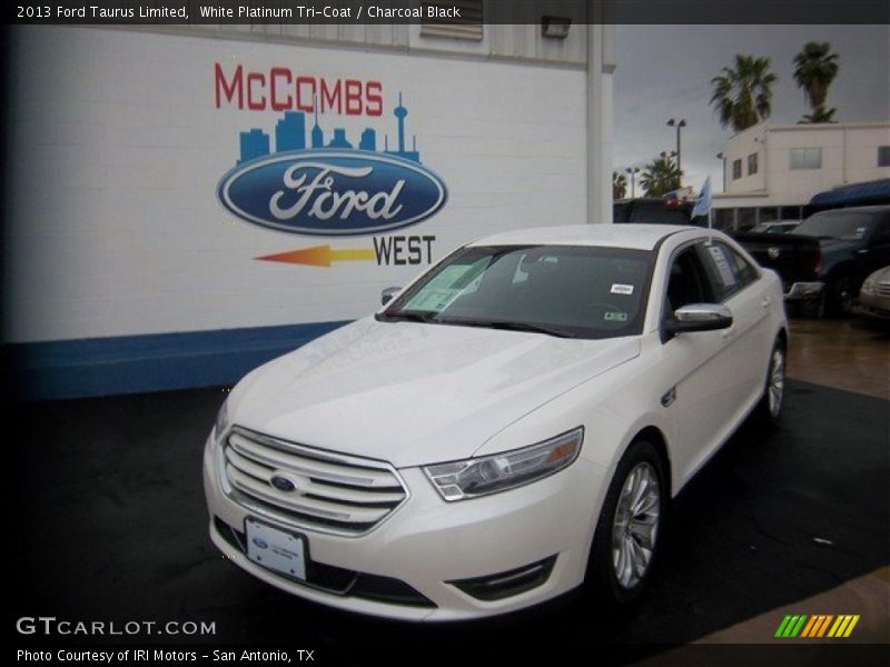 White Platinum Tri-Coat / Charcoal Black 2013 Ford Taurus Limited