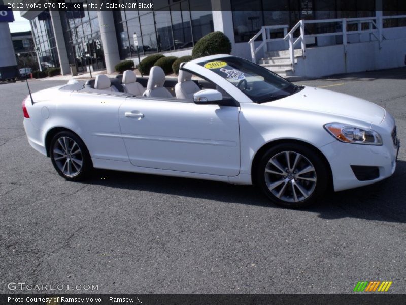 Ice White / Calcite/Off Black 2012 Volvo C70 T5
