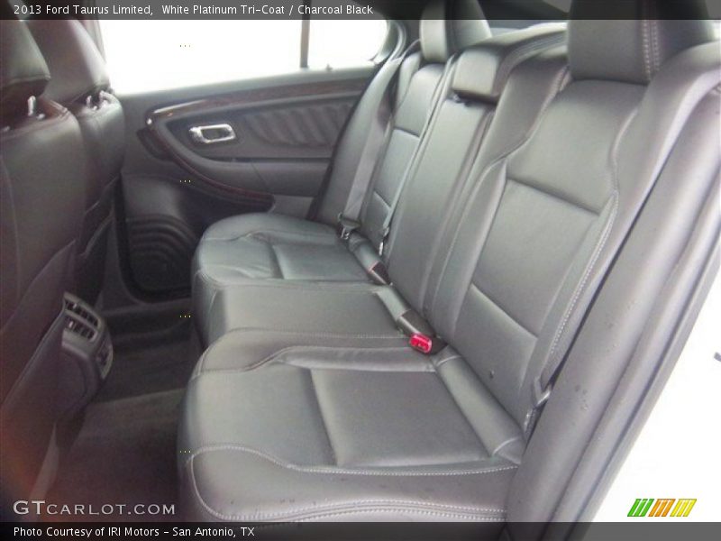 White Platinum Tri-Coat / Charcoal Black 2013 Ford Taurus Limited