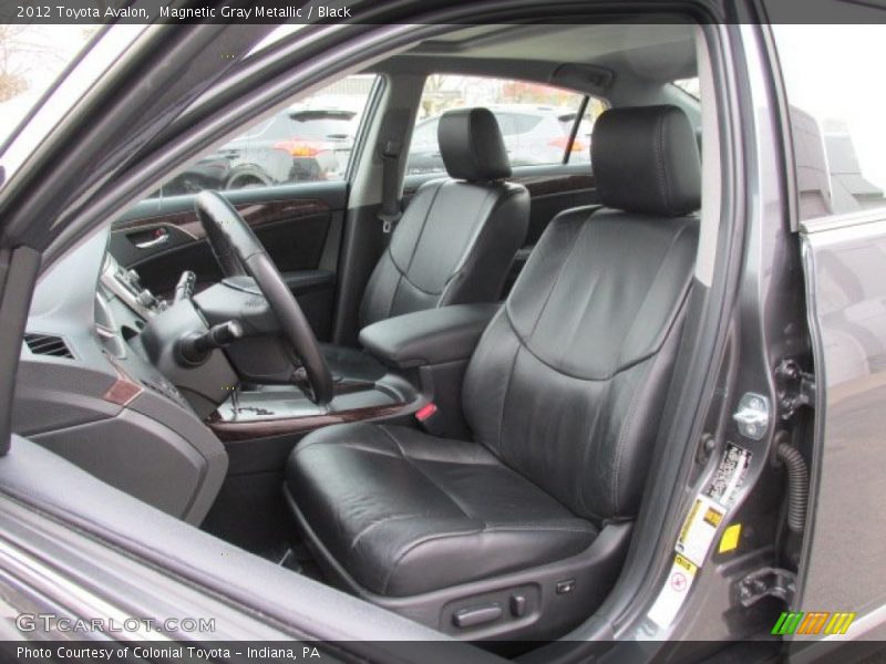 Magnetic Gray Metallic / Black 2012 Toyota Avalon