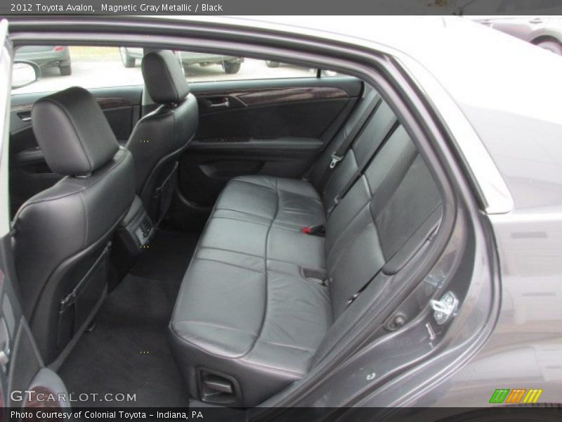 Magnetic Gray Metallic / Black 2012 Toyota Avalon