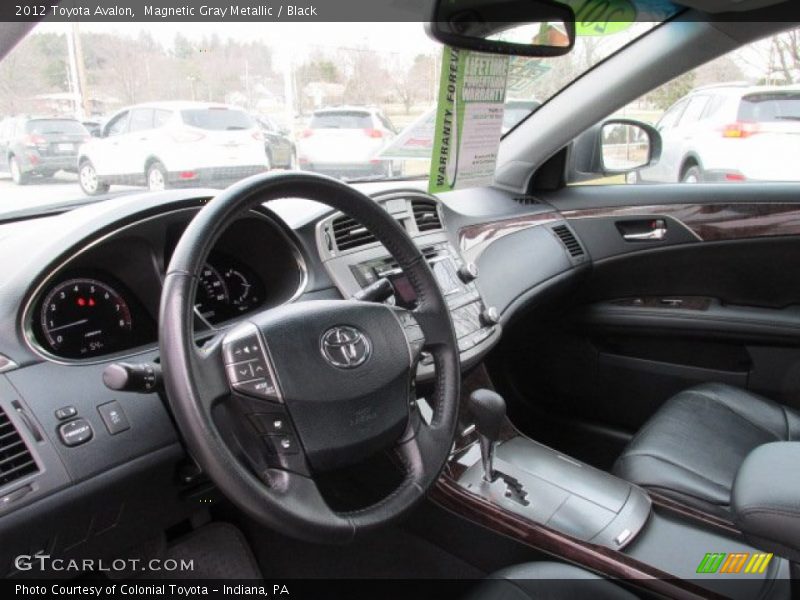 Magnetic Gray Metallic / Black 2012 Toyota Avalon