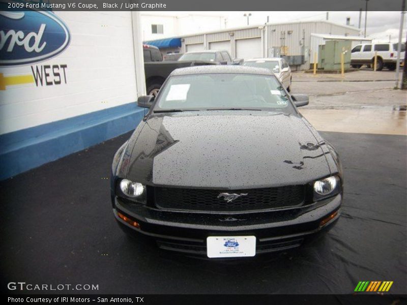 Black / Light Graphite 2009 Ford Mustang V6 Coupe