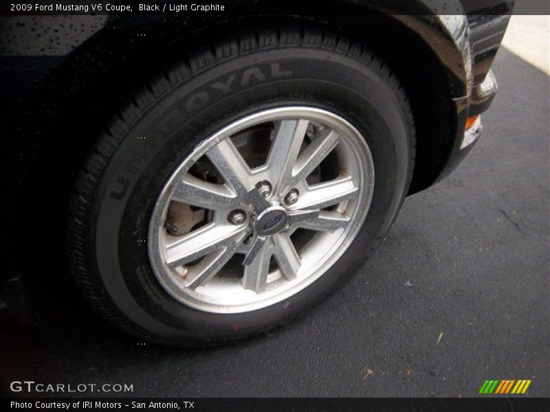 Black / Light Graphite 2009 Ford Mustang V6 Coupe