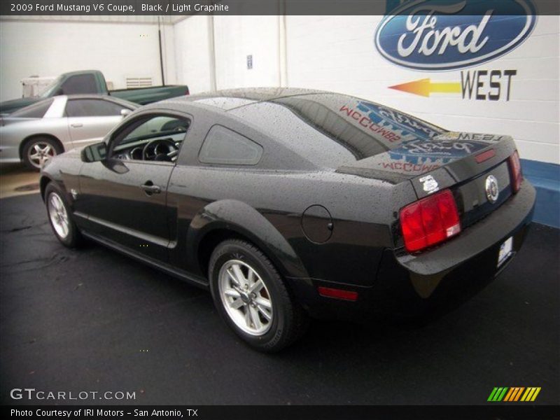 Black / Light Graphite 2009 Ford Mustang V6 Coupe