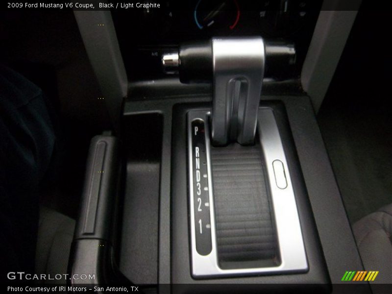 Black / Light Graphite 2009 Ford Mustang V6 Coupe