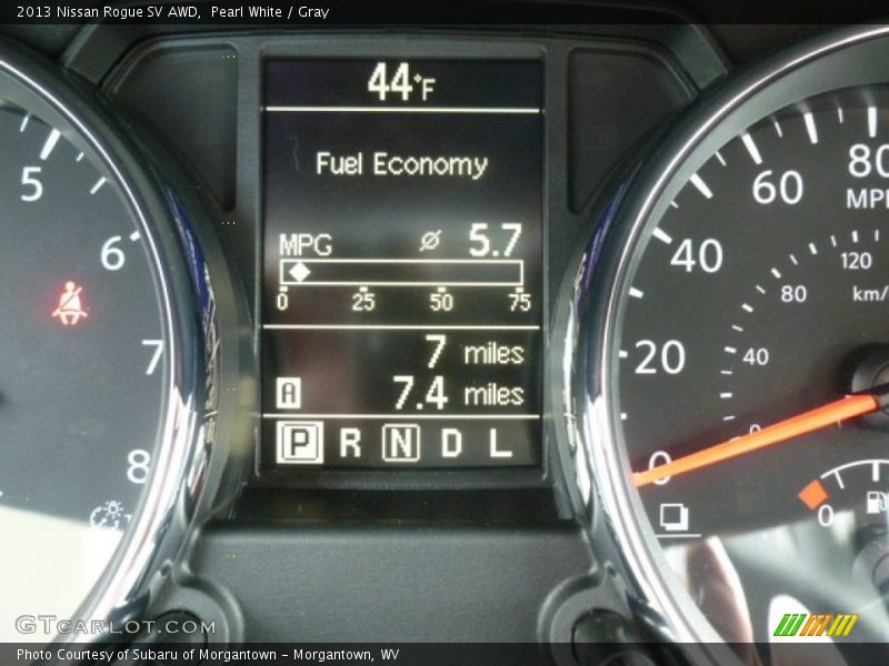 Pearl White / Gray 2013 Nissan Rogue SV AWD