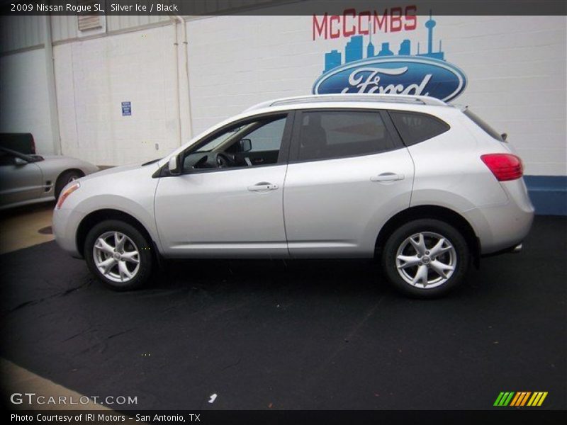 Silver Ice / Black 2009 Nissan Rogue SL