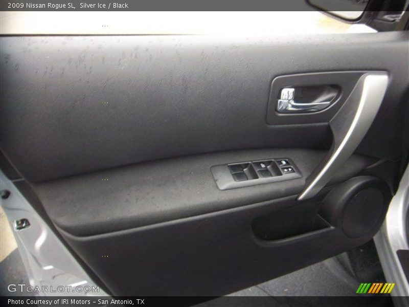 Silver Ice / Black 2009 Nissan Rogue SL