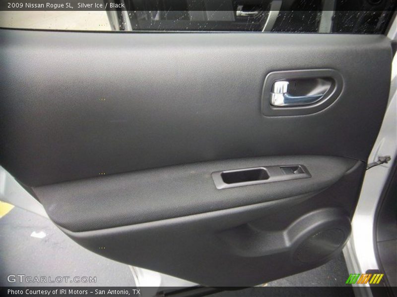 Silver Ice / Black 2009 Nissan Rogue SL