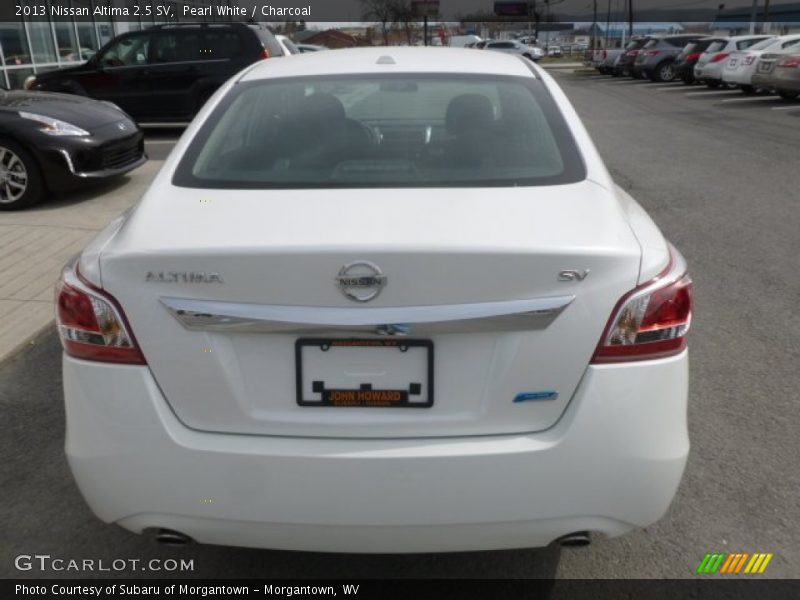Pearl White / Charcoal 2013 Nissan Altima 2.5 SV