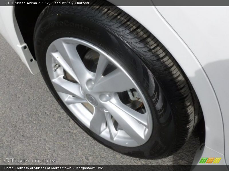 Pearl White / Charcoal 2013 Nissan Altima 2.5 SV